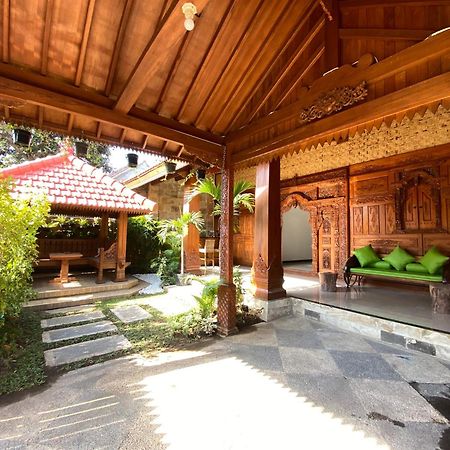 Revive By Snooze Hostel Banyuwangi  Bagian luar foto