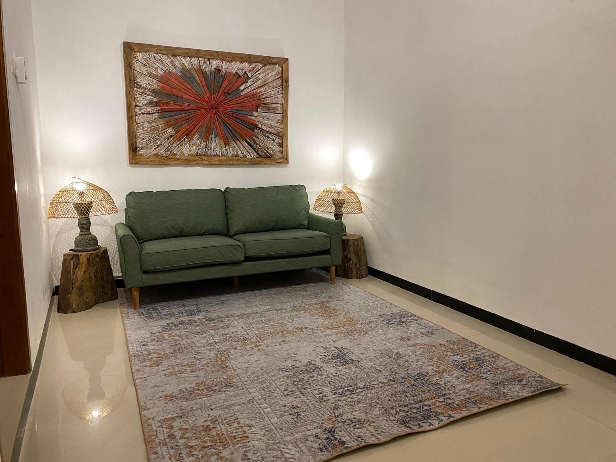 Revive By Snooze Hostel Banyuwangi  Bagian luar foto