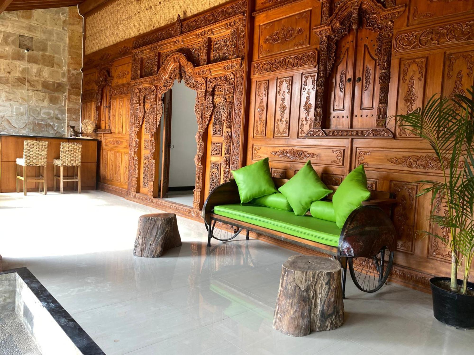 Revive By Snooze Hostel Banyuwangi  Bagian luar foto